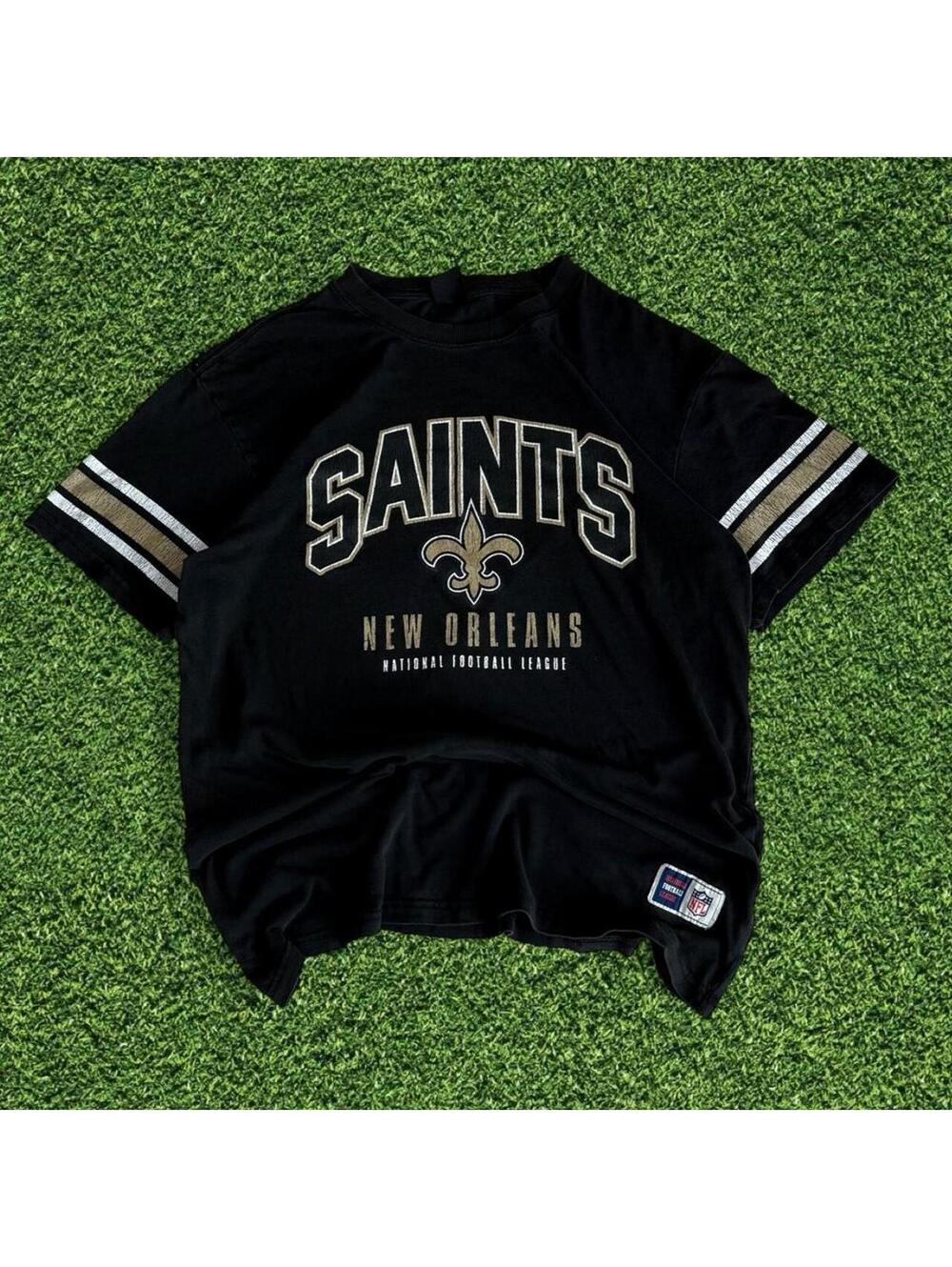 Vintage NFL New Orleans Saints Black T-Shirt Gold White Sleeve Stripes